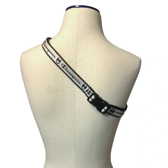 CHAMPION Logo Waist Pack with Adjustable Strap - Picture 6 of 7